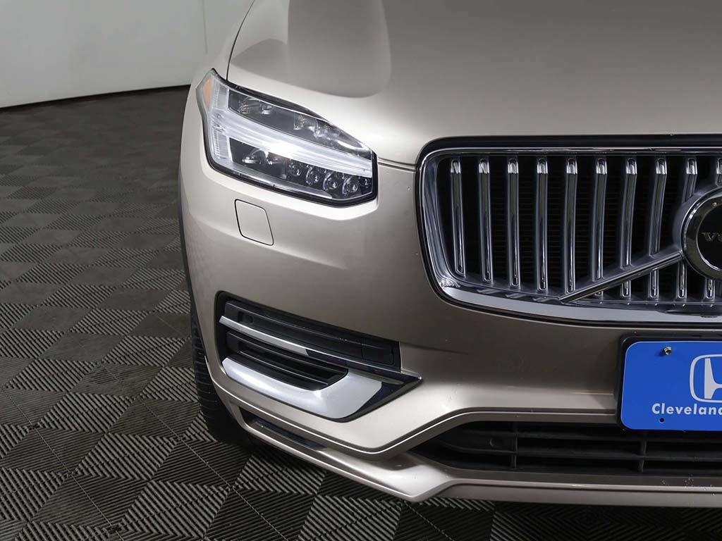 Used 2024 Volvo XC90 T8 Plus w/ Protection Package Premier AWD/4WD image 17