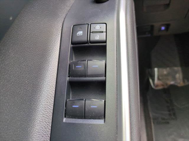 Certified 2020 Toyota Highlander XLE image 25