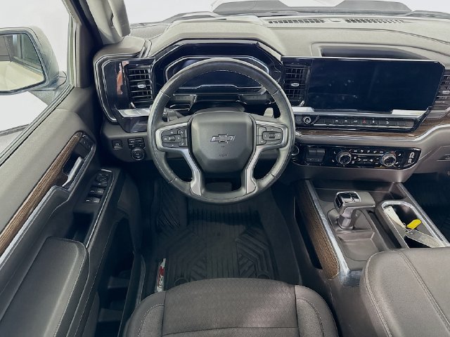 Used 2024 Chevrolet Silverado 1500 LT Trail Boss w/ Protection Package AWD/4WD image 23
