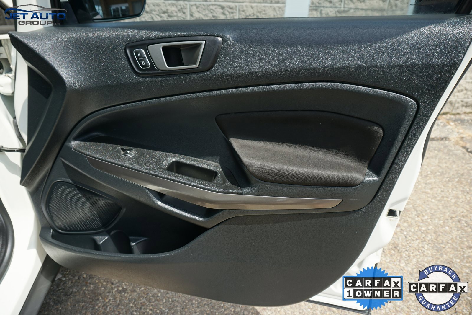 Used 2021 Ford EcoSport SE image 24