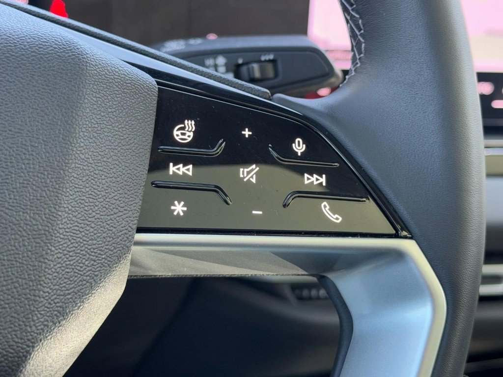 Used 2025 Audi A5 2.0T Premium Plus w/ Premium Plus image 17