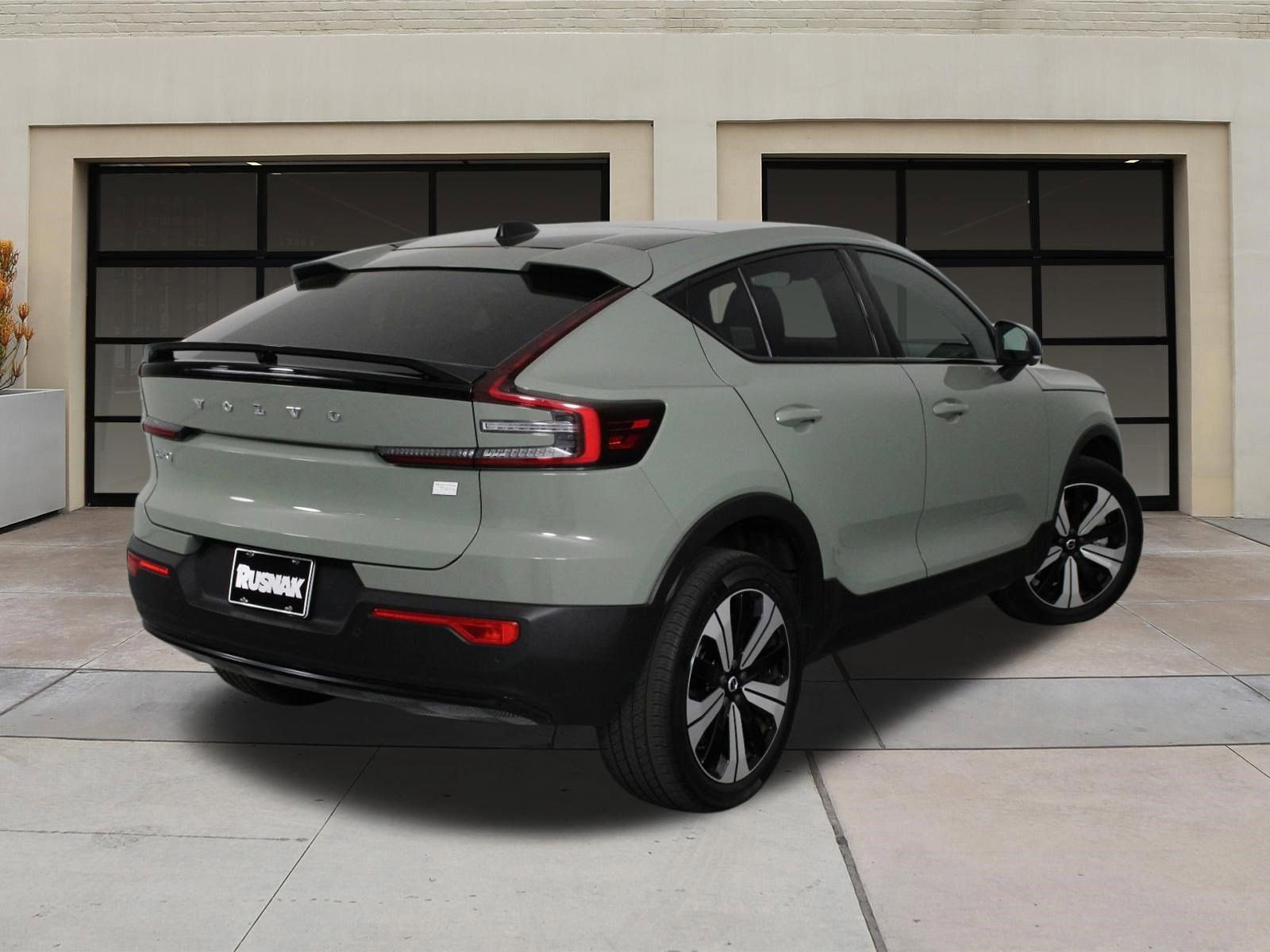 Used 2023 Volvo C40 P8 Recharge Plus AWD/4WD image 4