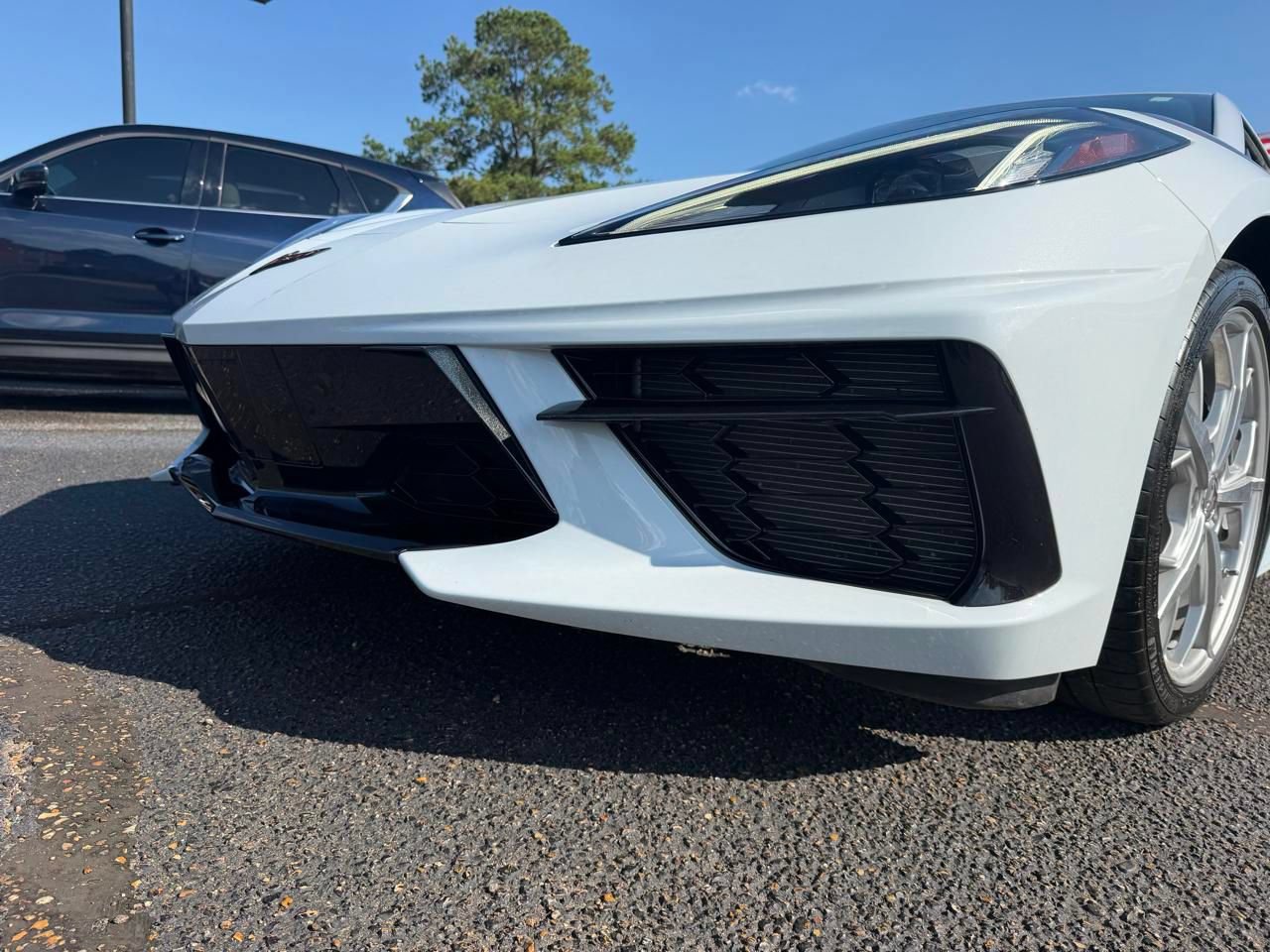 Used 2022 Chevrolet Corvette Stingray Coupe w/ Engine Appearance Package RWD image 15