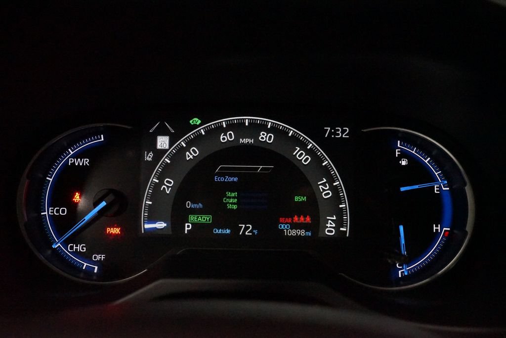 Certified 2025 Toyota RAV4 LE AWD/4WD image 15