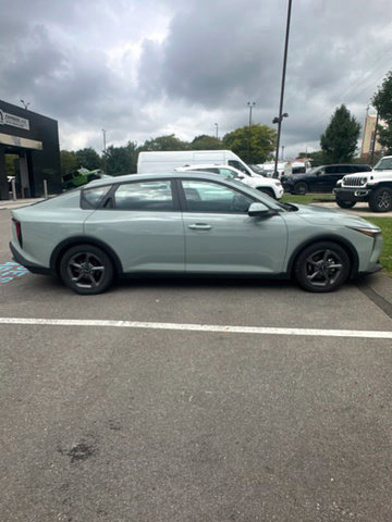 Used 2025 Kia K4 FWD image 5