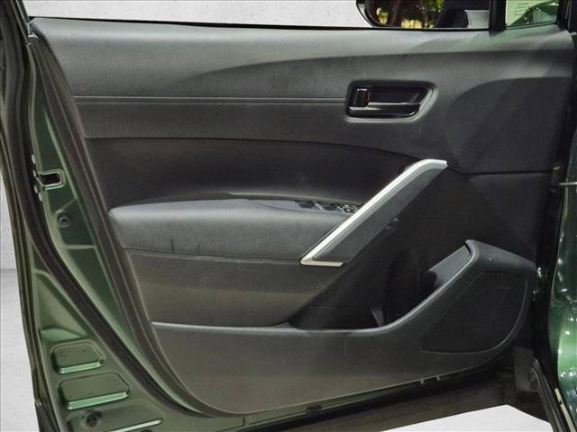 Used 2024 Toyota Corolla Cross LE FWD image 11