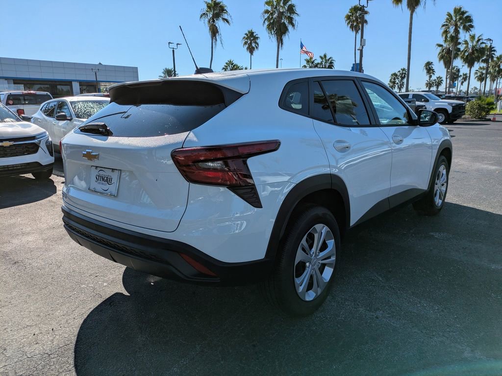 New 2026 Chevrolet Trax LS w/ Driver Confidence Package image 4