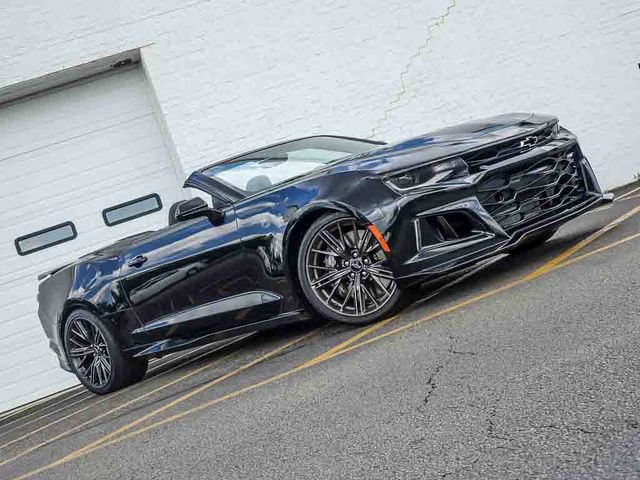 Used 2021 Chevrolet Camaro ZL1 RWD video 3