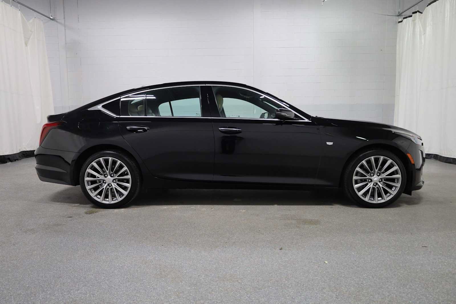 Used 2023 Cadillac CT5 Luxury AWD/4WD image 10