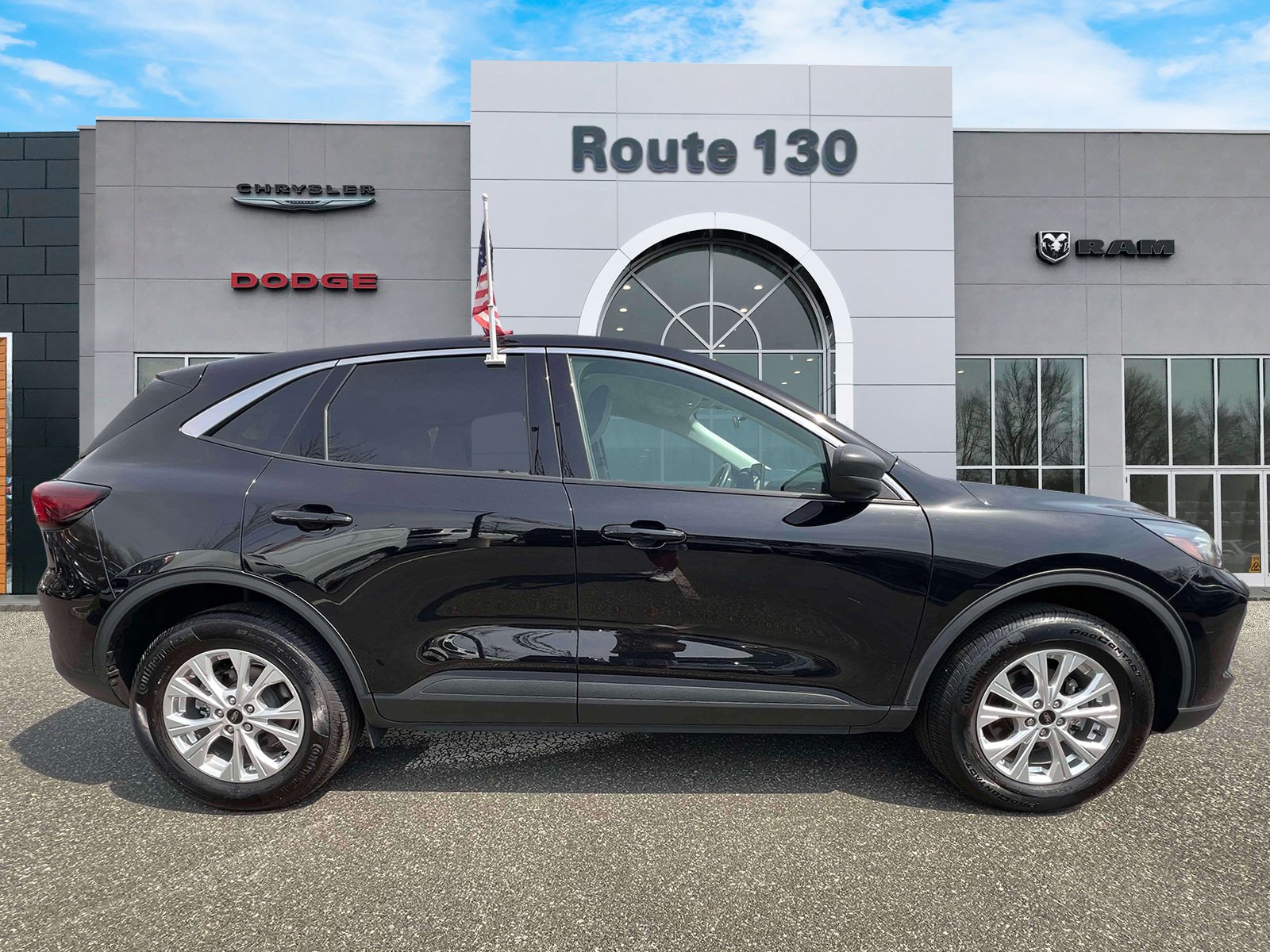 Used 2024 Ford Escape Active AWD/4WD image 5