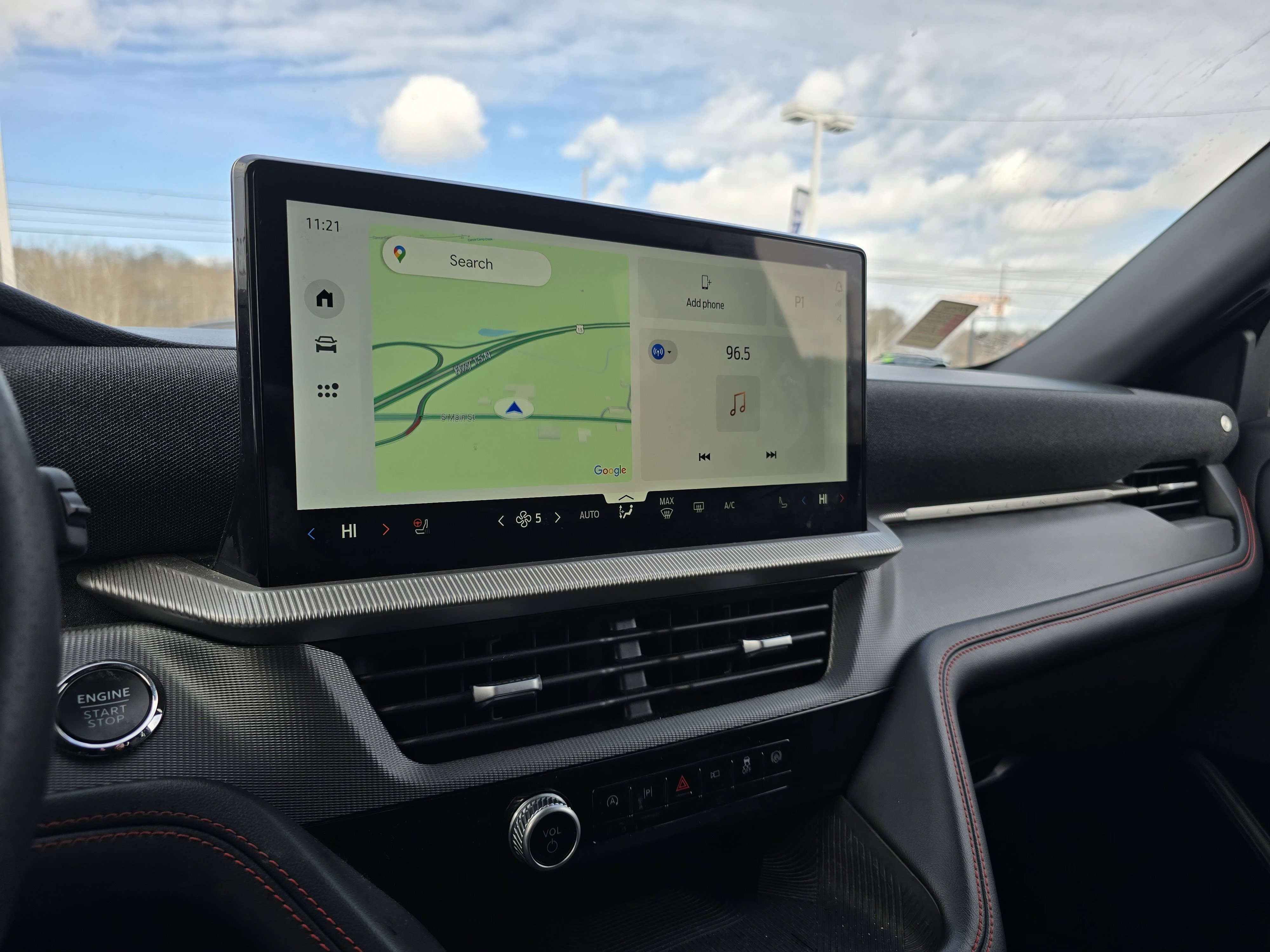 Used 2025 Ford Explorer ST-Line w/ ST-Line Street Pack image 21