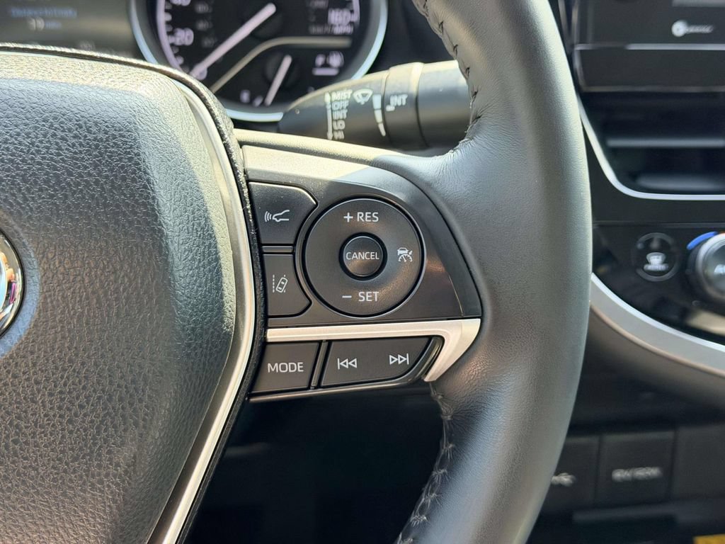 Certified 2023 Toyota Camry XLE FWD image 8