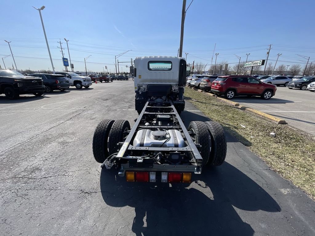 New 2024 Chevrolet Low Cab Forward 5500XG image 4