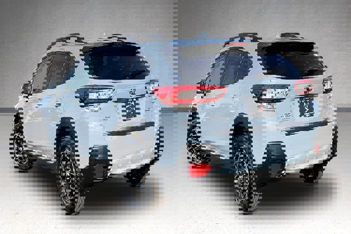 Used 2018 Subaru Crosstrek 2.0i Premium w/ Eyesight System image 30