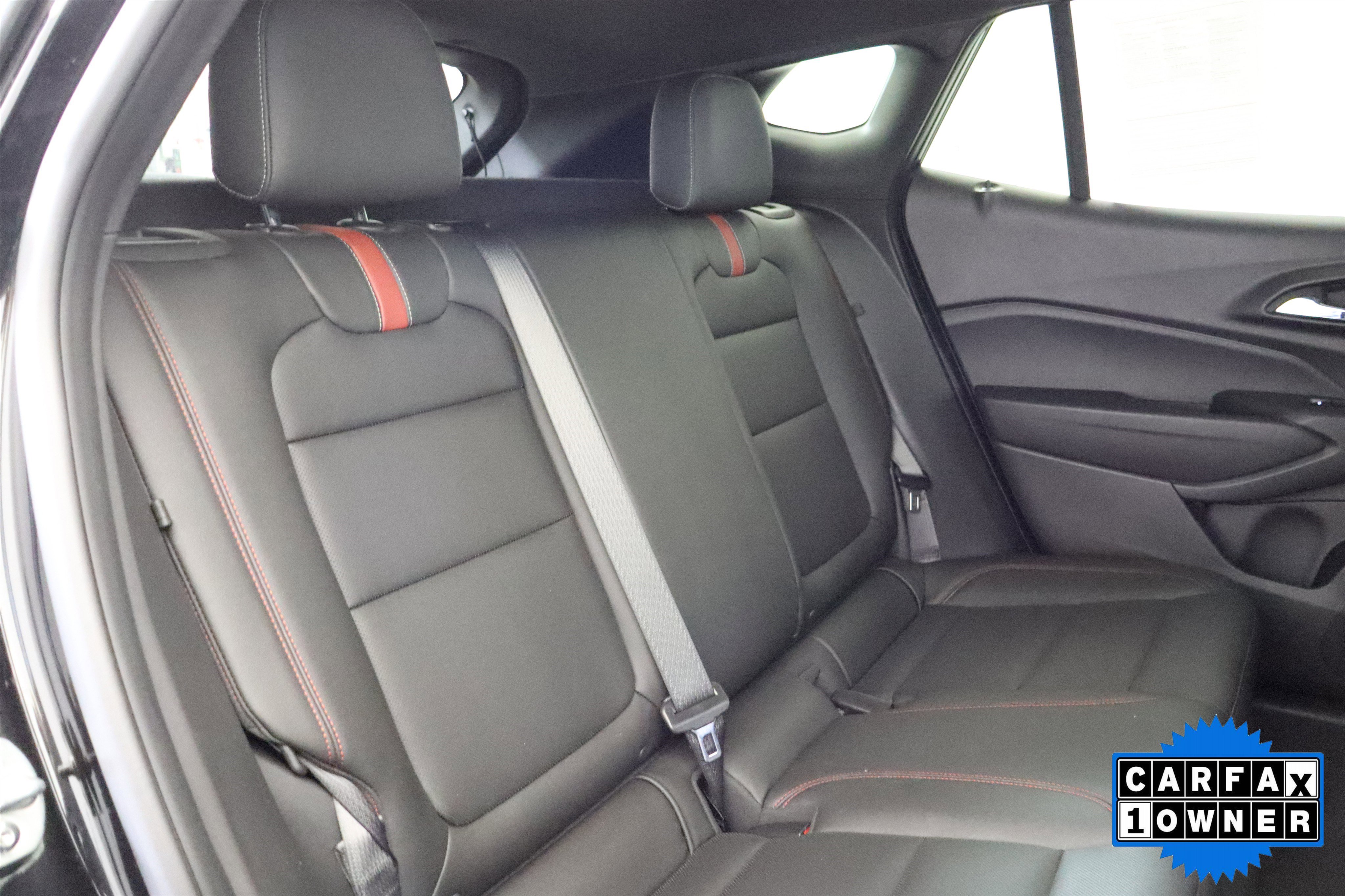 Used 2025 Chevrolet Trax RS w/ Driver Confidence Package FWD image 21