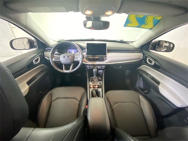 Used 2022 Jeep Compass Limited image 10