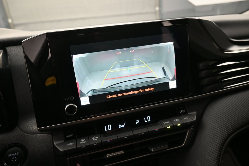 Used 2025 Toyota Camry SE image 18