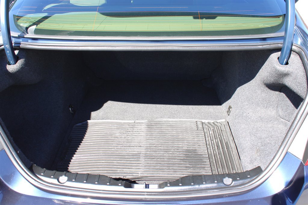 Used 2011 BMW 550i Sedan RWD image 32