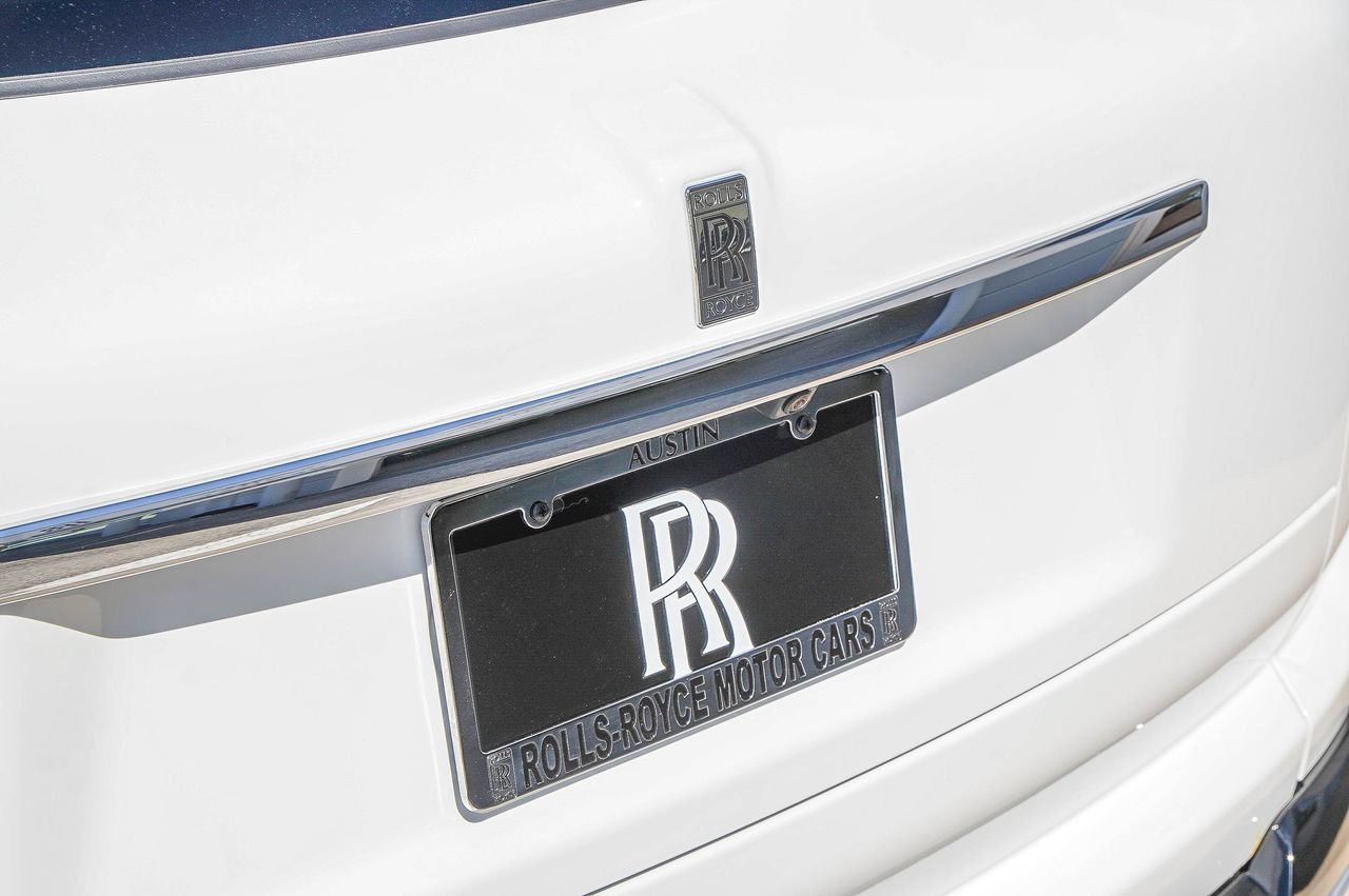 New 2026 Rolls-Royce Cullinan AWD/4WD image 15