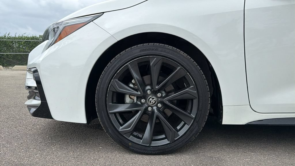 Certified 2025 Toyota Corolla SE FWD image 12