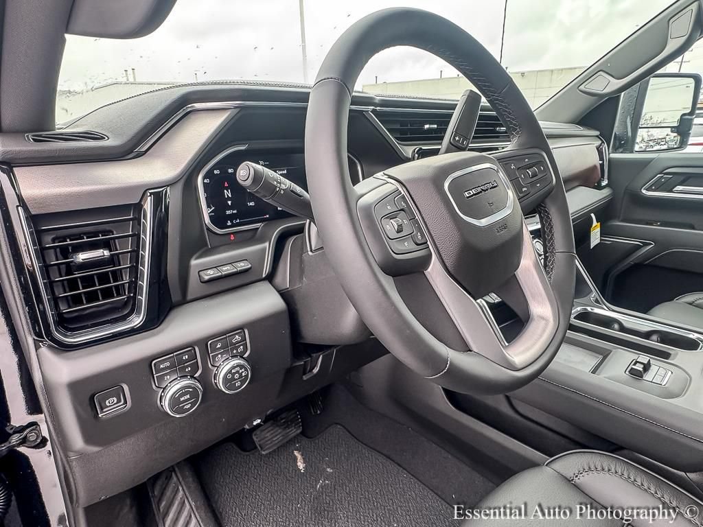New 2026 GMC Sierra 2500 Denali w/ Denali Reserve Package AWD/4WD image 11