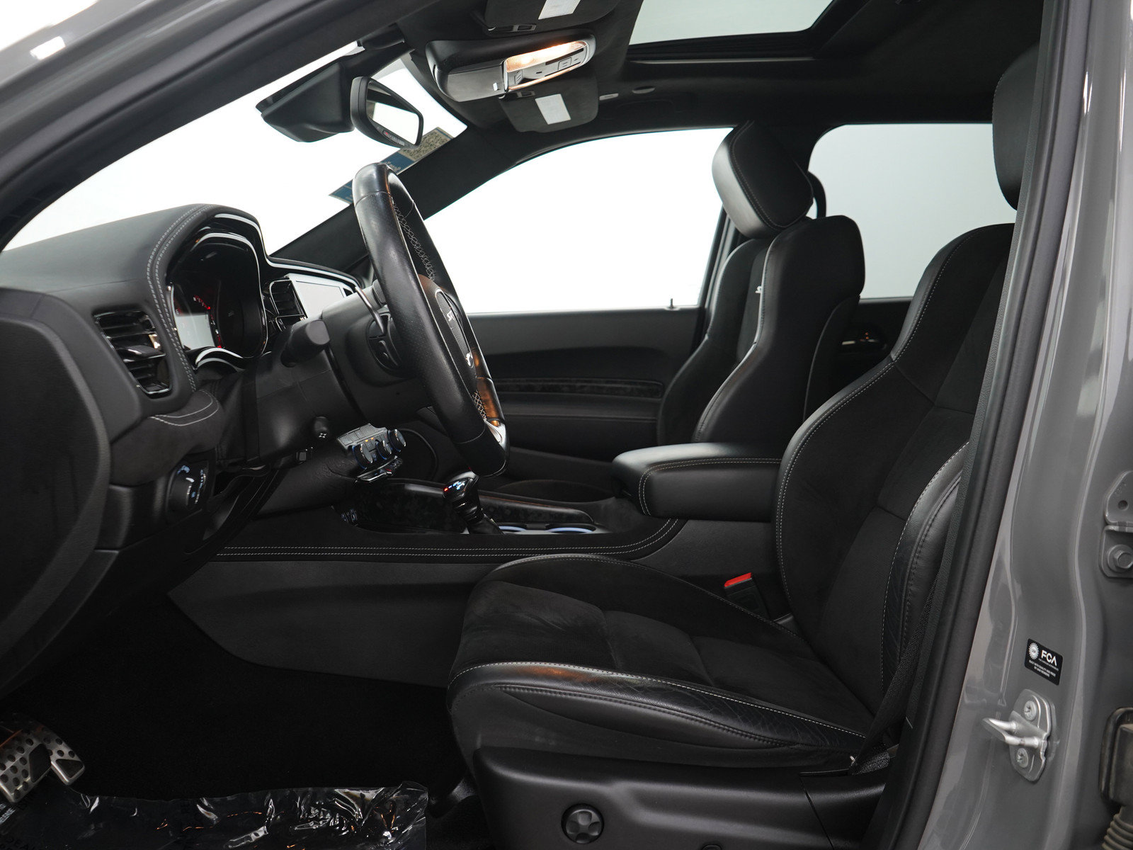 Used 2022 Dodge Durango SRT w/ SRT Interior Appearance Group AWD/4WD image 27