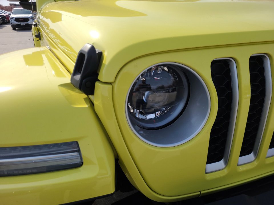 Used 2023 Jeep Wrangler Sahara w/ Cold Weather Group image 28