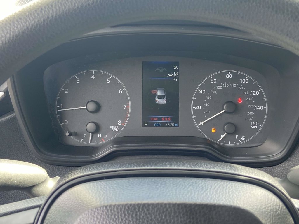Used 2025 Toyota Corolla LE FWD image 33
