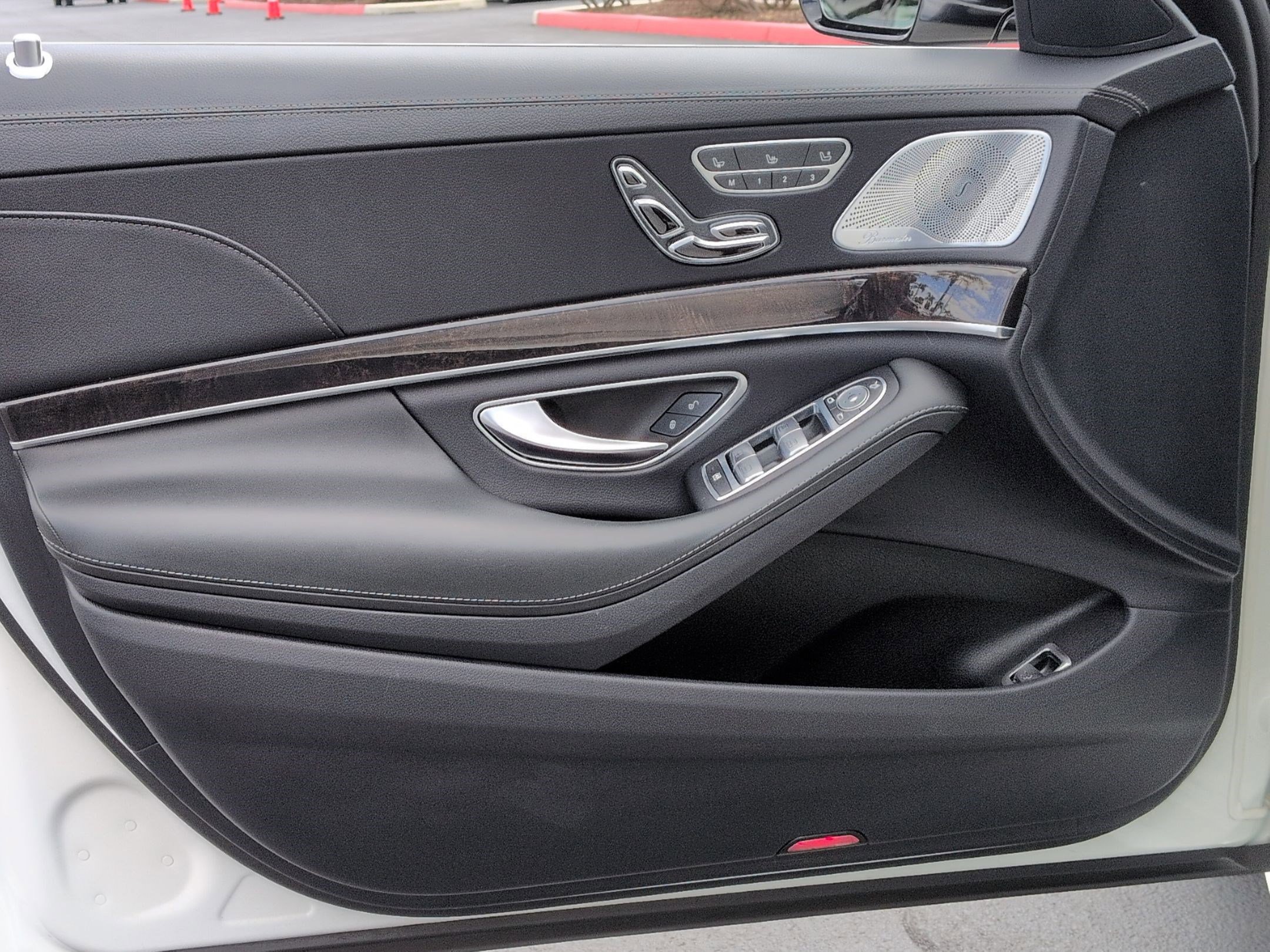 Used 2016 Mercedes-Benz S 550 Sedan image 14