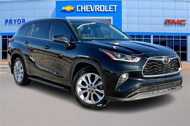 Used 2021 Toyota Highlander Limited