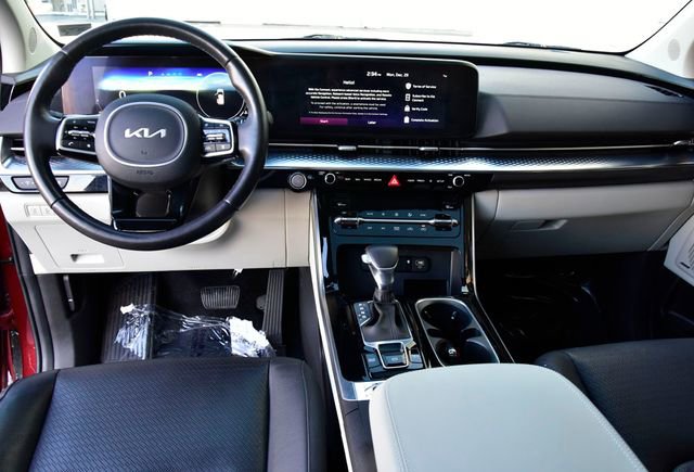 Certified 2024 Kia Carnival SX Prestige image 21