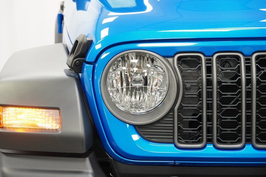 New 2026 Jeep Wrangler Sport AWD/4WD image 5