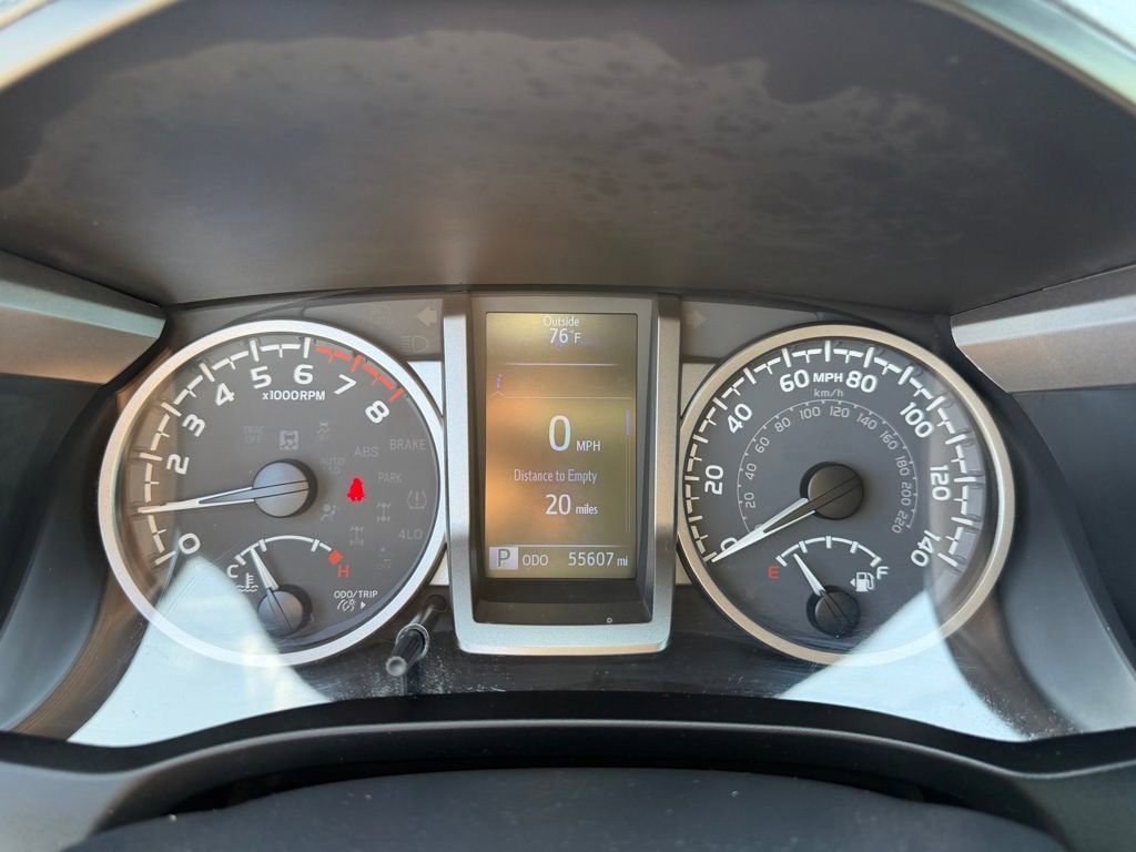 Used 2021 Toyota Tacoma Limited AWD/4WD image 20