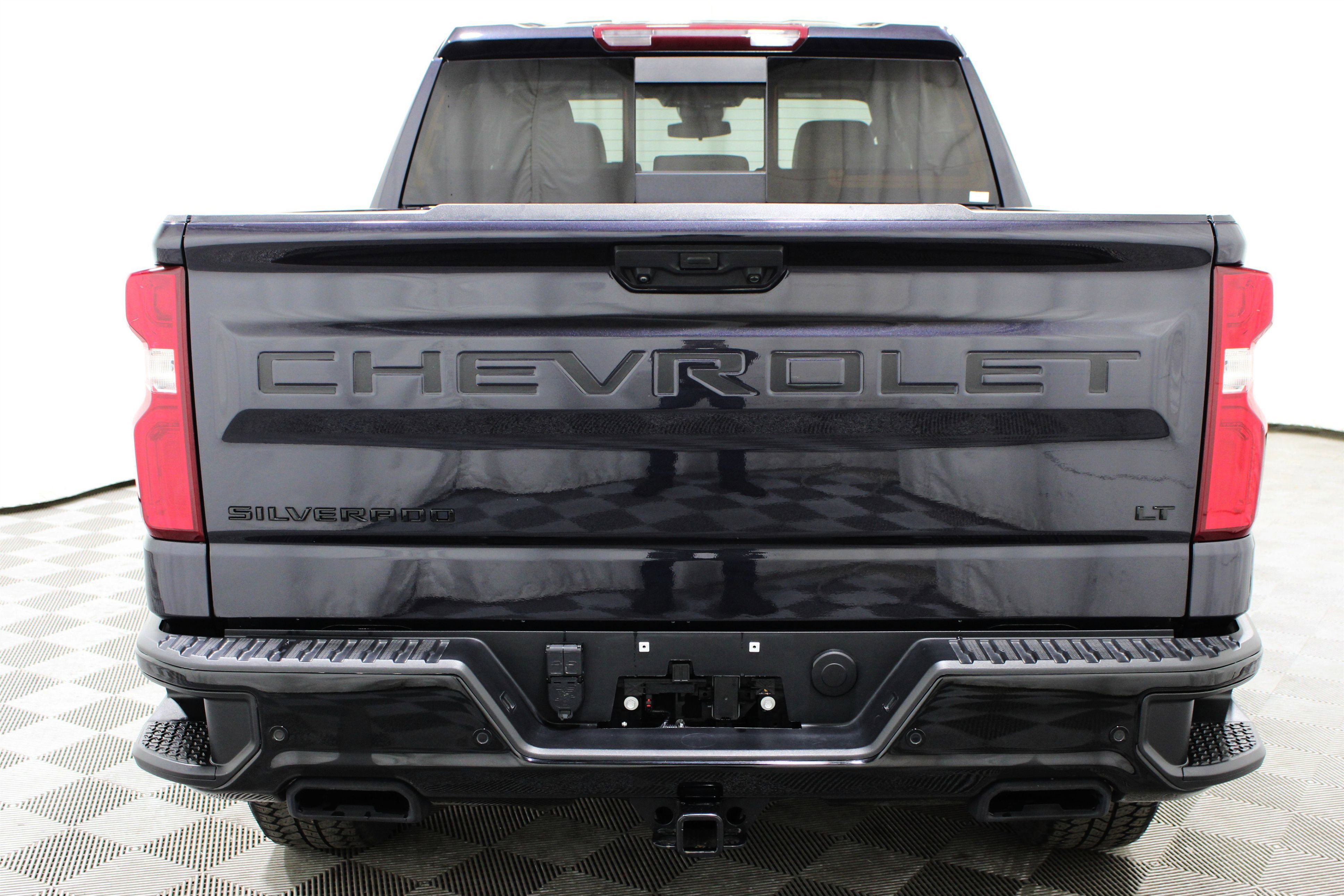 Used 2024 Chevrolet Silverado 1500 LT Trail Boss w/ LT Trail Boss Premium Package AWD/4WD image 29