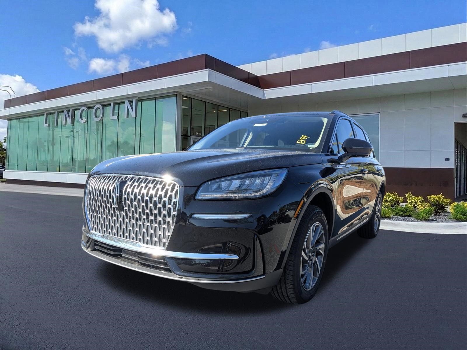 New 2026 Lincoln Corsair Premiere image 9