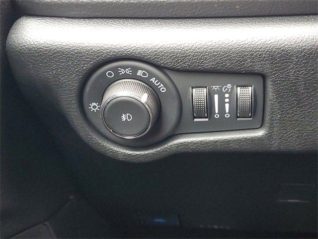 New 2026 Chrysler Pacifica Select image 19