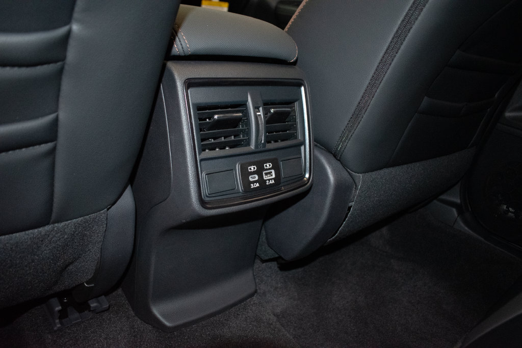 New 2026 Subaru Forester Touring AWD/4WD image 24