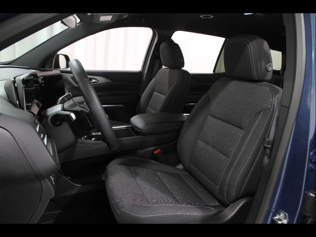 Certified 2026 Chevrolet Traverse LT w/ LPO, Floor Liner Package image 5