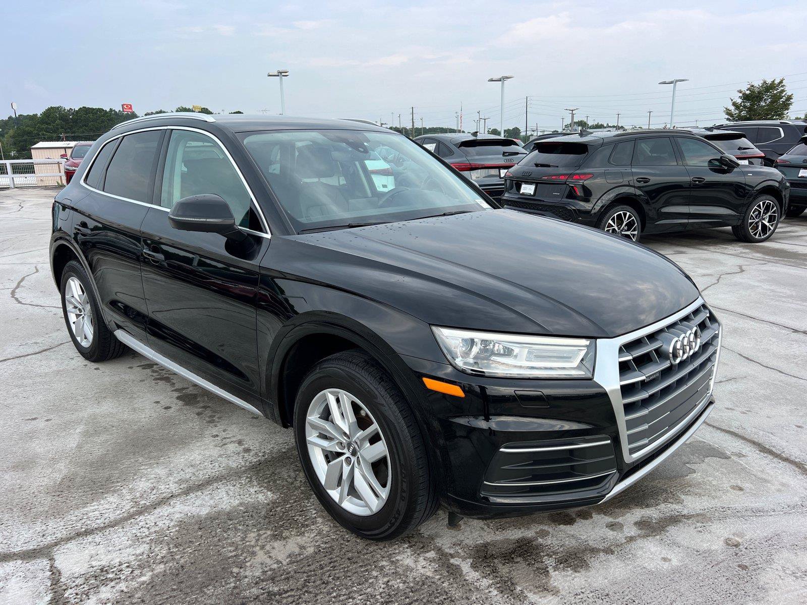 Used 2020 Audi Q5 2.0T Premium AWD/4WD image 3