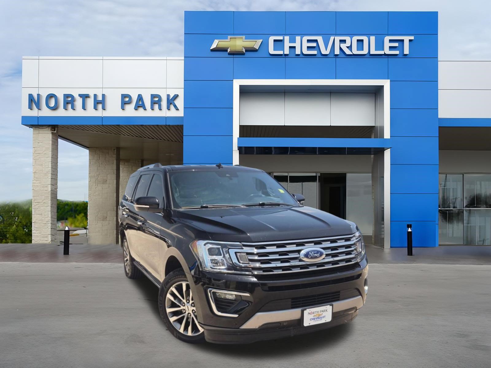 Used 2018 Ford Expedition Limited w/ Driver Assistance Package RWD image 1