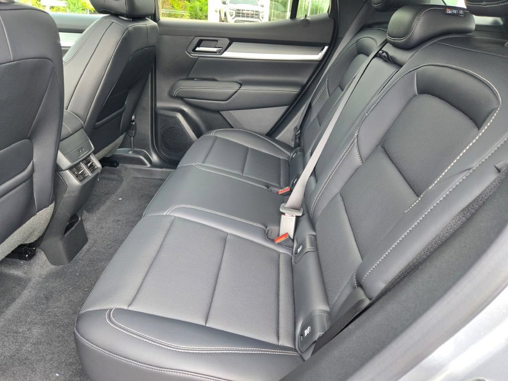 New 2027 GMC Terrain Elevation w/ Elevation Premium Package AWD/4WD image 29