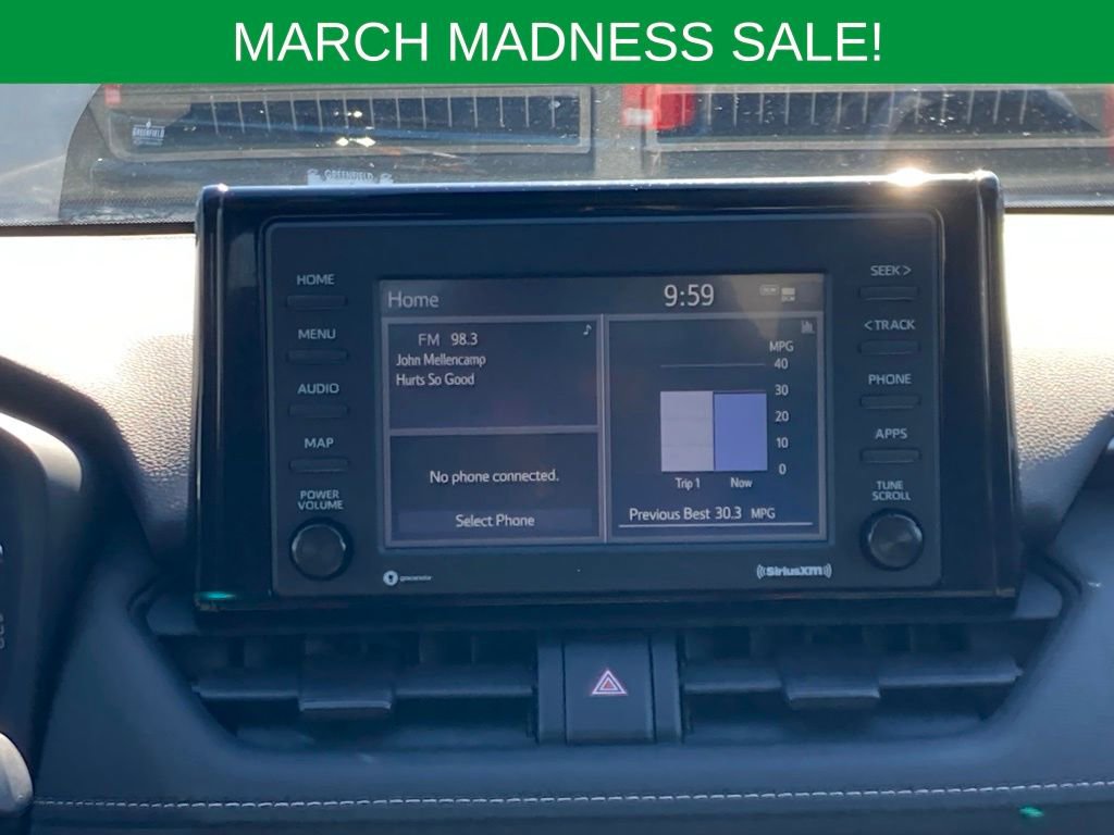 Used 2021 Toyota RAV4 XLE w/ Convenience Package image 18