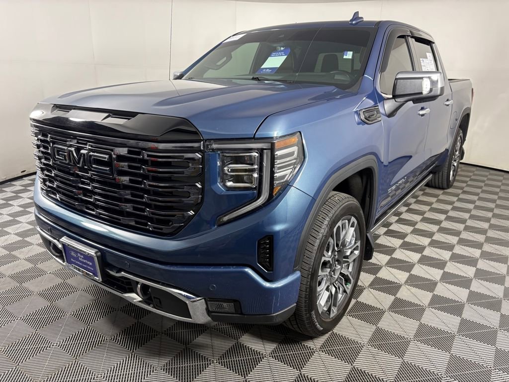 Used 2025 GMC Sierra 1500 Denali Ultimate image 3