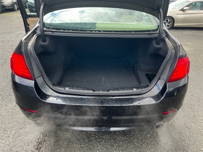 Used 2011 BMW 535i Sedan RWD image 19
