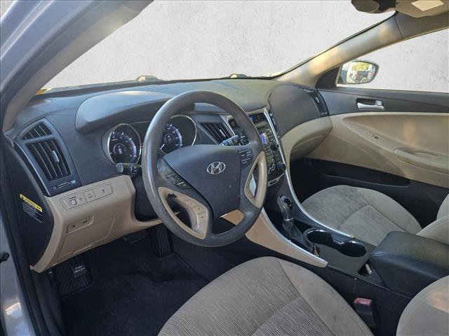 Used 2011 Hyundai Sonata GLS image 9