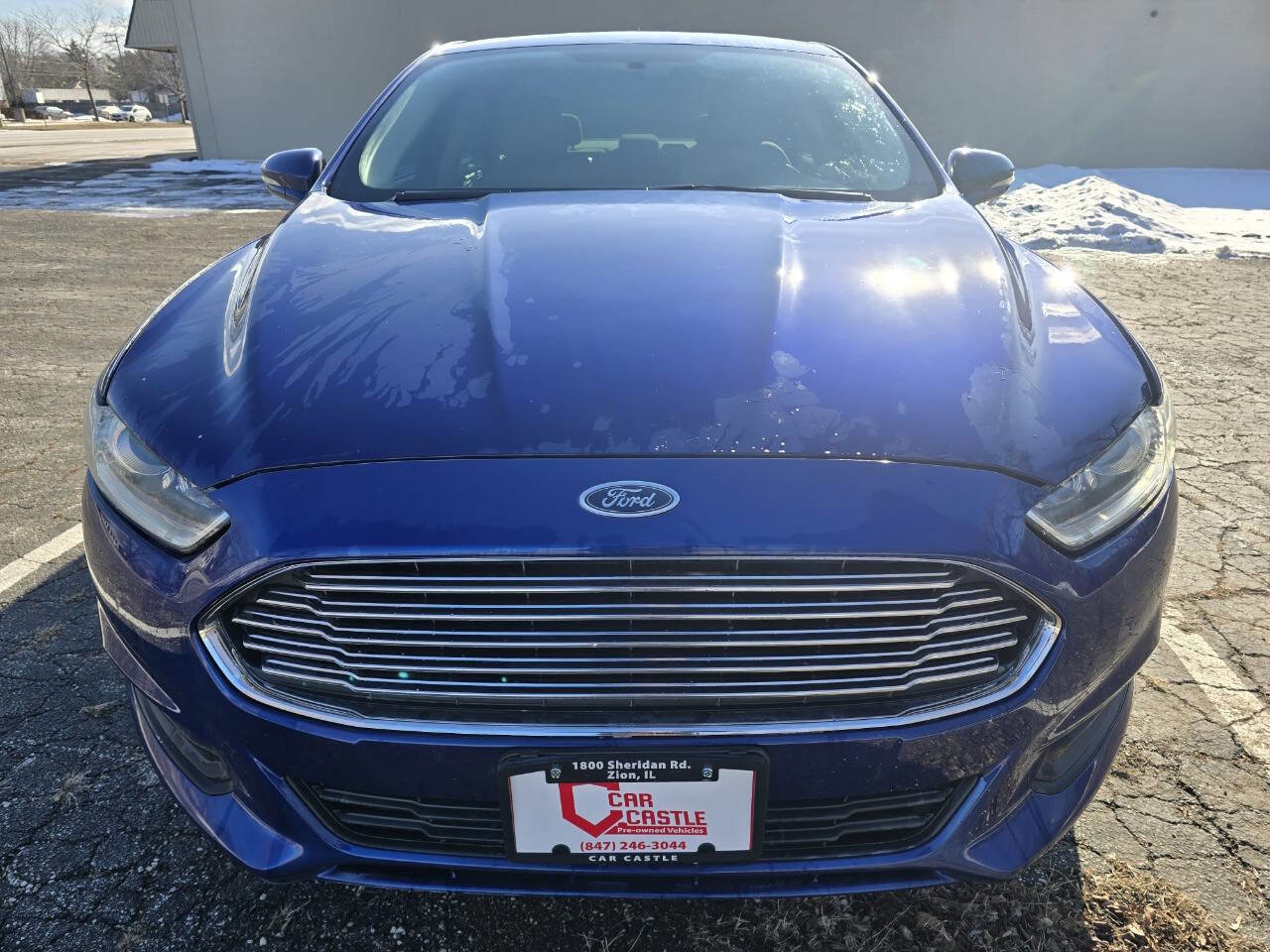 Used 2013 Ford Fusion SE FWD image 2