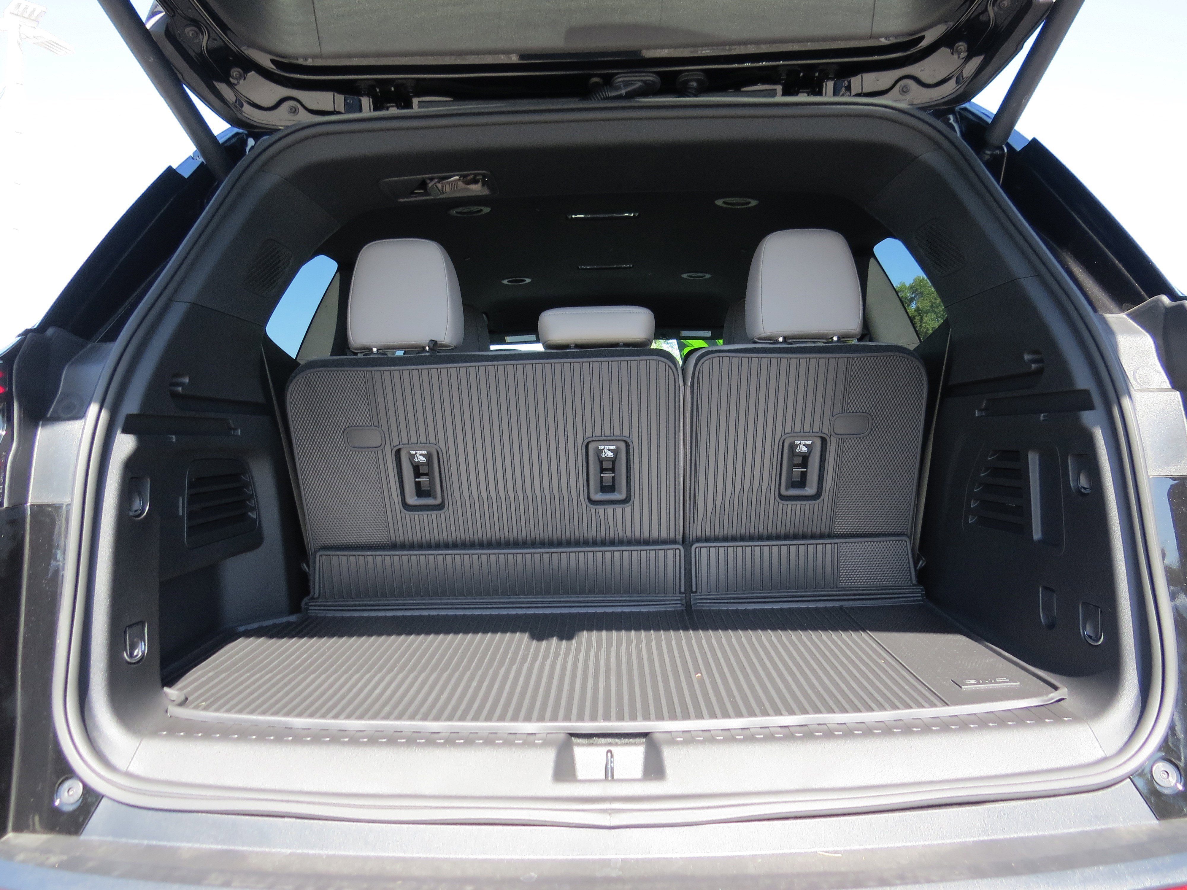 New 2026 GMC Acadia Elevation w/ Black Edition image 13