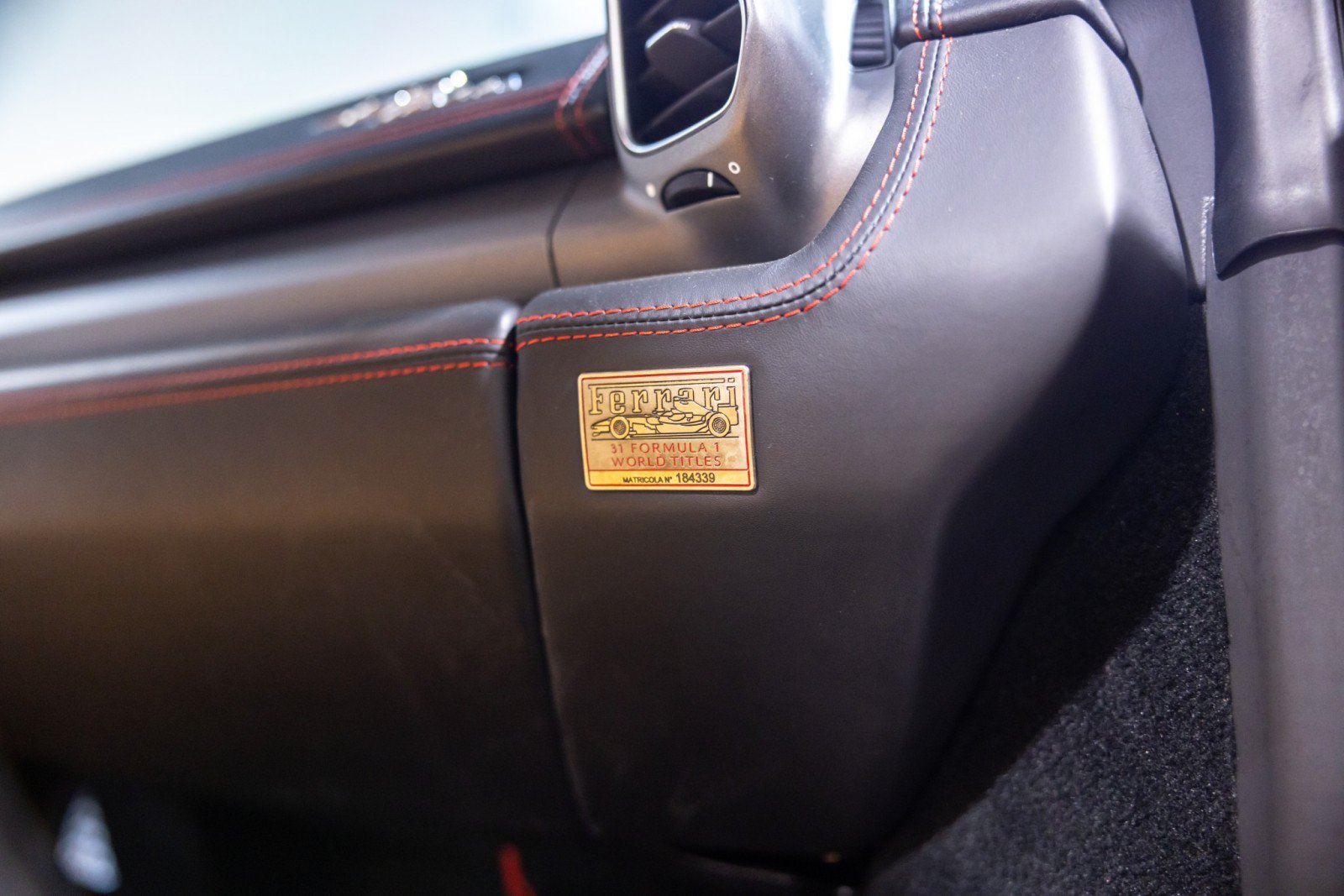 Used 2012 Ferrari 458 Italia Coupe RWD image 35