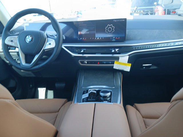New 2027 BMW X7 xDrive40i AWD/4WD image 14