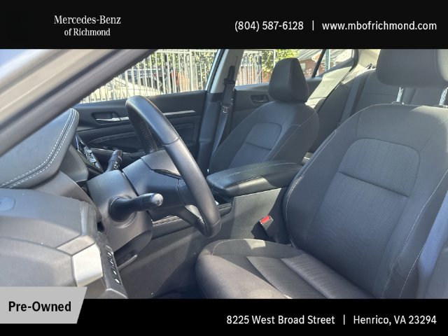 Used 2023 Nissan Altima 2.5 SV w/ SV Premium Package FWD image 14